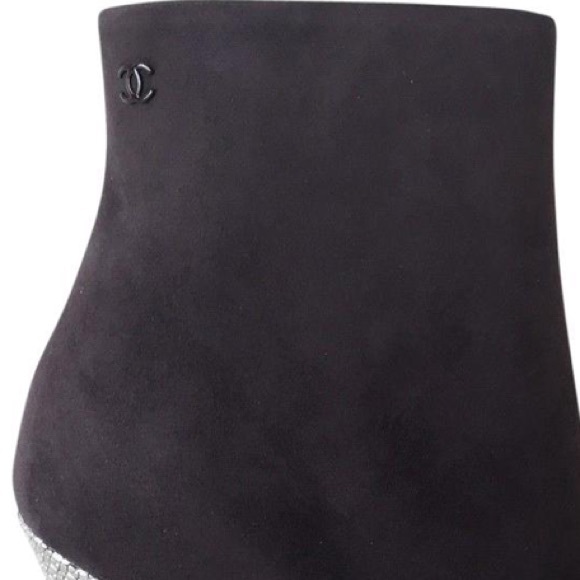 Chanel suede cap toe gray Chanel boots still selling for over 1,000 worn them 1 - Picture 4 of 8